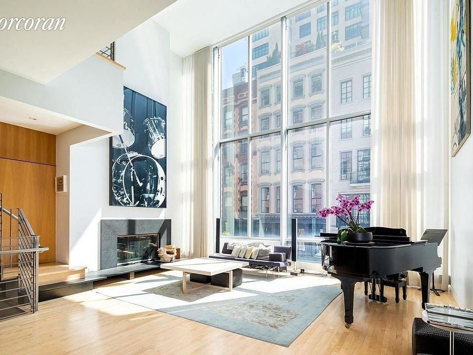1st image of 144 Reade St #1