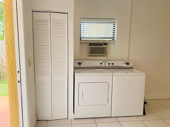washer and dryer