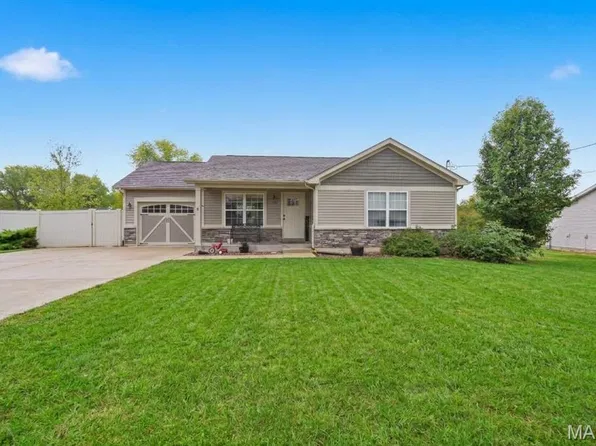 10105 Krafton Rd, Potosi, MO 63664