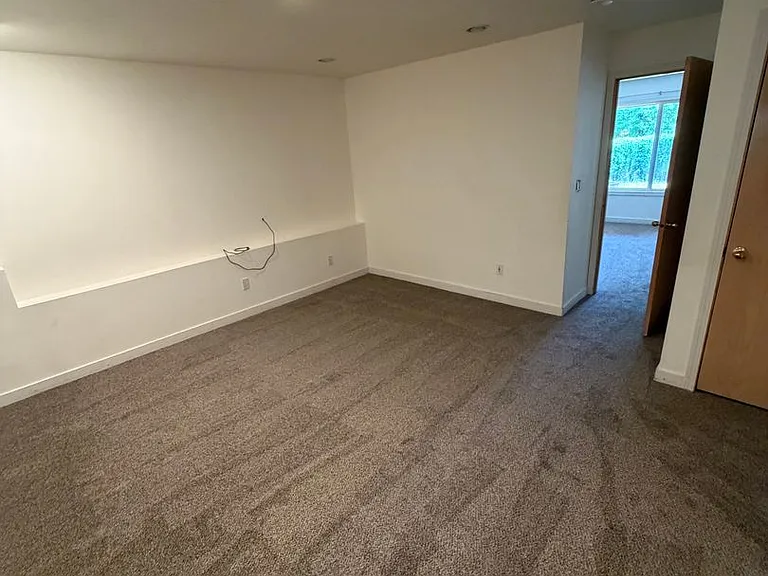 11320 SW Clifford St — Photo 19