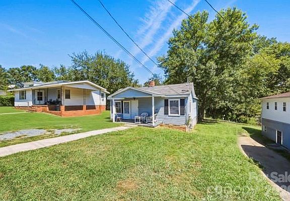 3rd image of 404 Clinton Ave