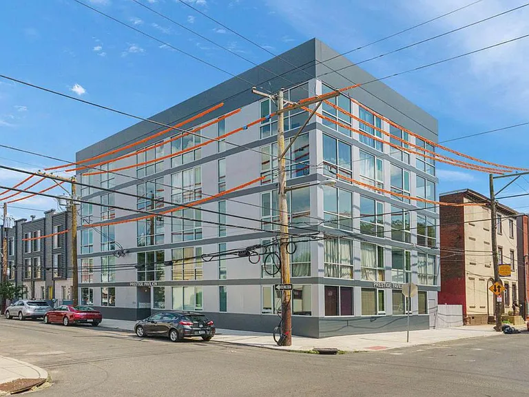 1235 N Franklin St #8 — Photo 11