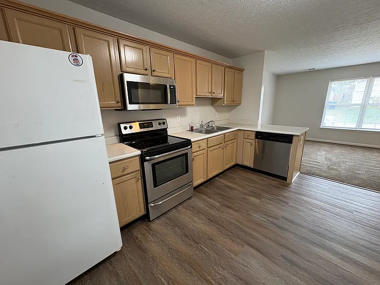 8311 Lake Superior Dr — Photo 10