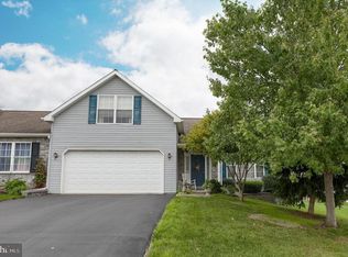 3208 Little Chiques Dr, Mount Joy, PA 17552
