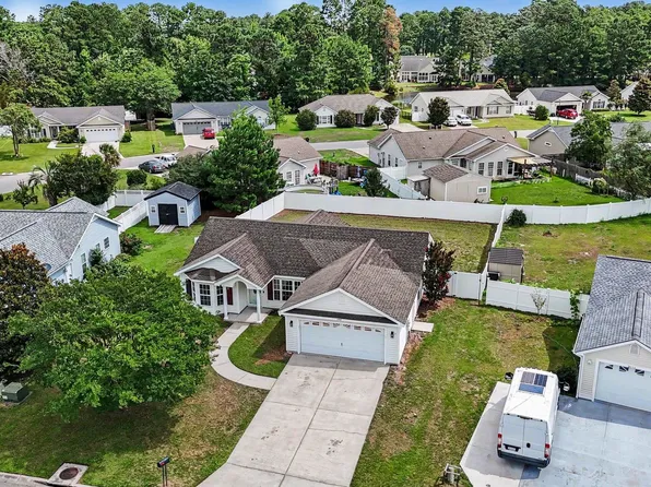 2017 Hawksmoor Dr., Conway, SC 29526