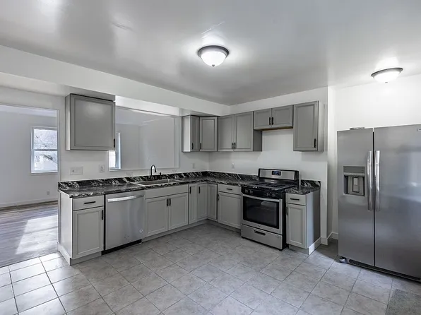 1136 High St, Pittsburgh, PA 15212