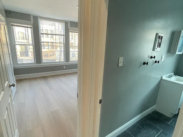 5750 Rising Sun Ave #2A — Photo 4