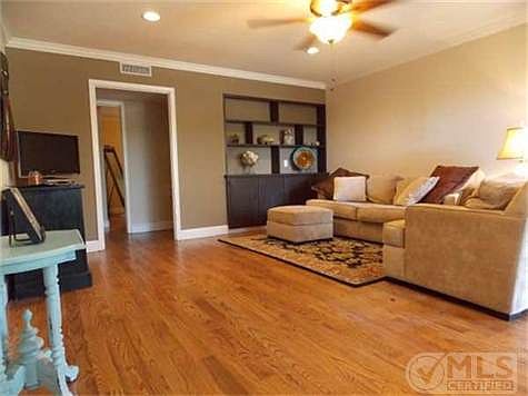 1st image of 4722 McKinney Ave #B