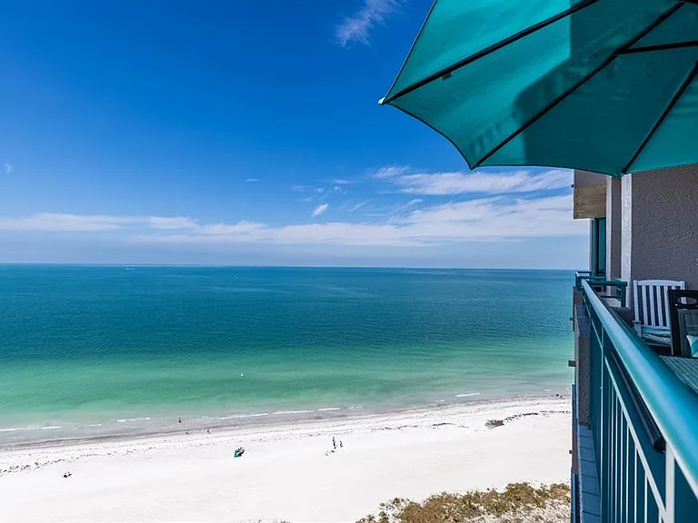 1560 Gulf Blvd #1605 — Photo 3
