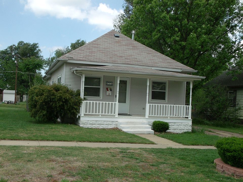 2nd image of 519 S Mound St