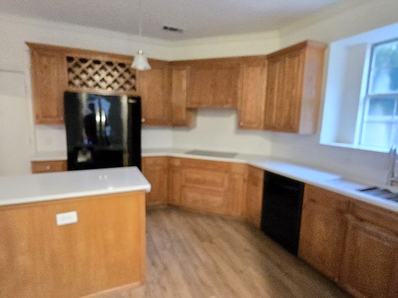 2nd image of 6801 Laramie Dr