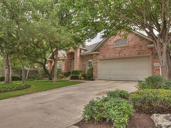 3rd image of 8401 Cahill Dr