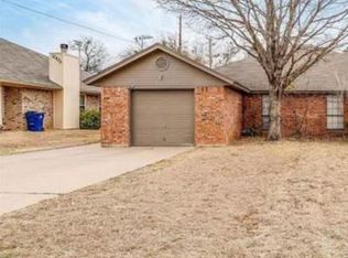 1005 Mitchell Ln, Burleson, TX 76028
