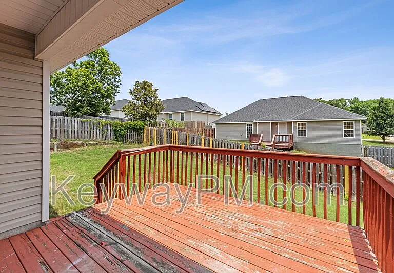 304 Elbrus Way — Photo 22