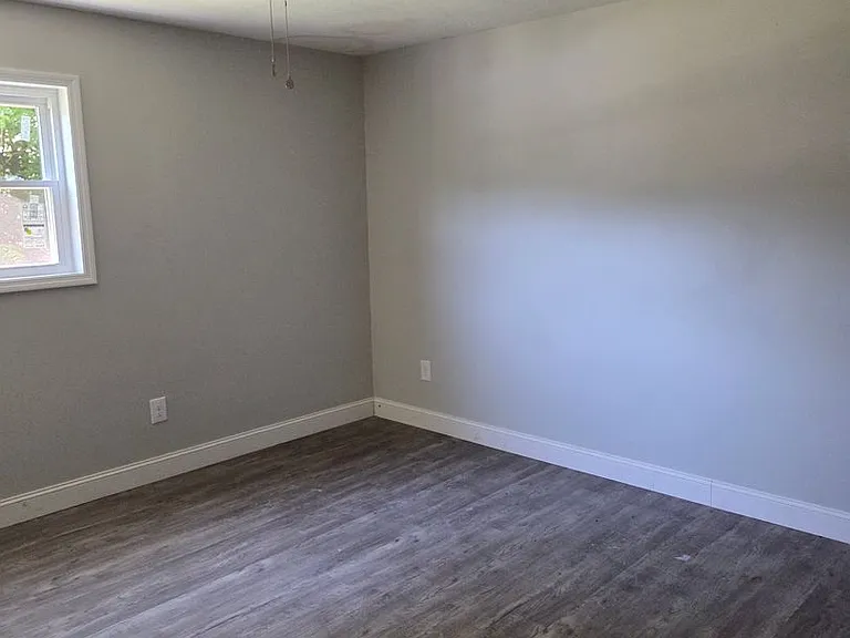 941 Chadwick Dr #3 — Photo 3