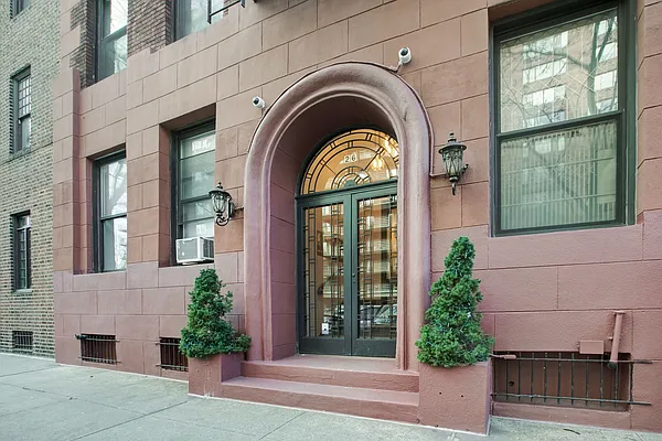 Rented by Triplemint | media 15