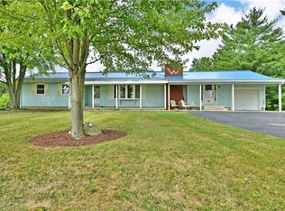 2566 Warren Burton Rd, Southington, OH 44470