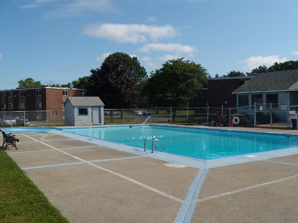 2nd image of 2100 Phillips Rd APT 2