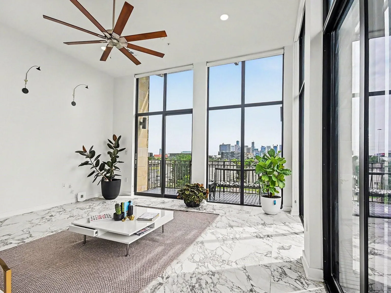 2 bed, 2.0 bath, 1447 sqft, $4,000 — Photo 4