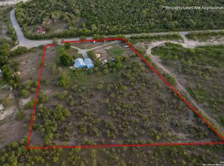 699 County Road 381, San Antonio, TX 78253
