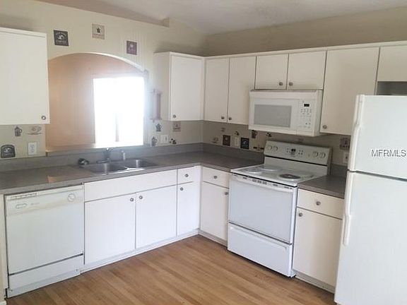 5th image of 18113 Birdwater Dr