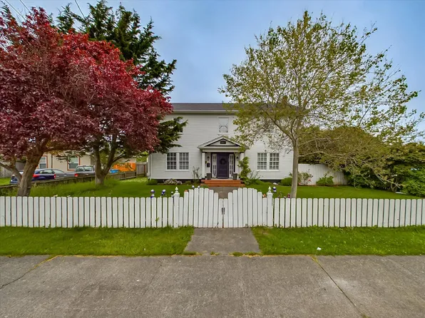 3671 F St, Eureka, CA 95503