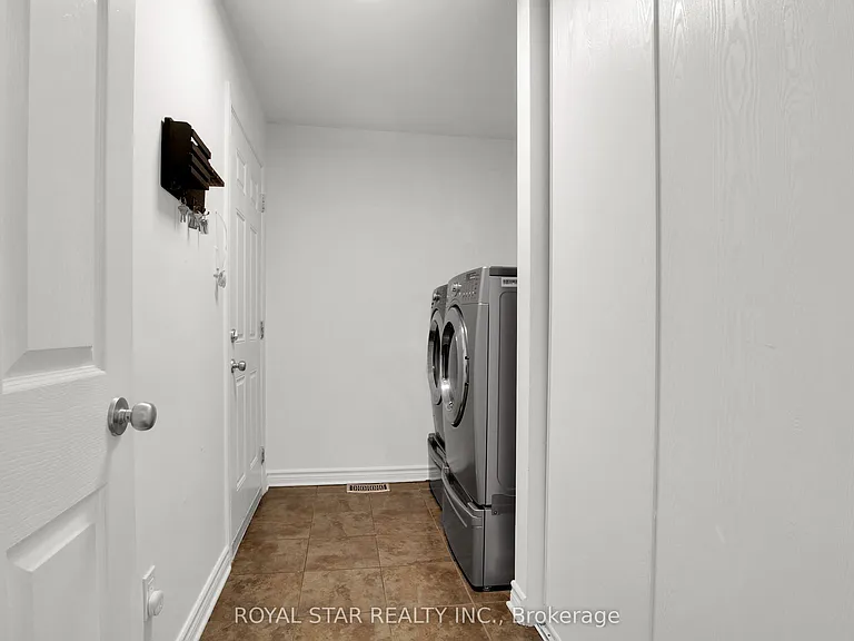 115 Tapestry Dr #1 — Photo 21
