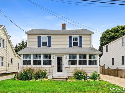 36 White Sands Beach Road, Old Lyme, CT, 06371
