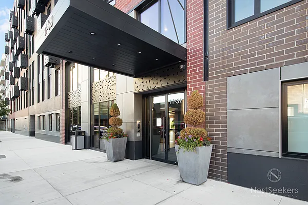 Rented by Nest Seekers International | media 42