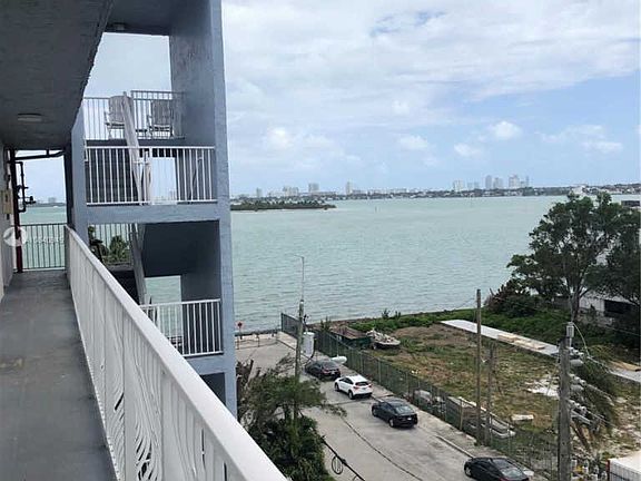 3rd image of 677 NE 24th St APT 606