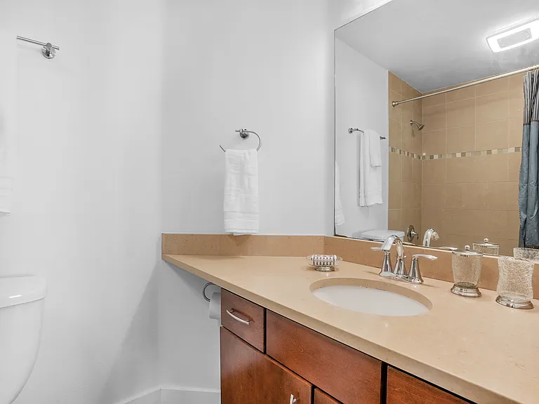 1131 N 93rd St #3 — Photo 14