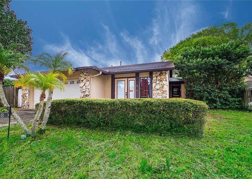 1st image of 403 San Leandro Dr