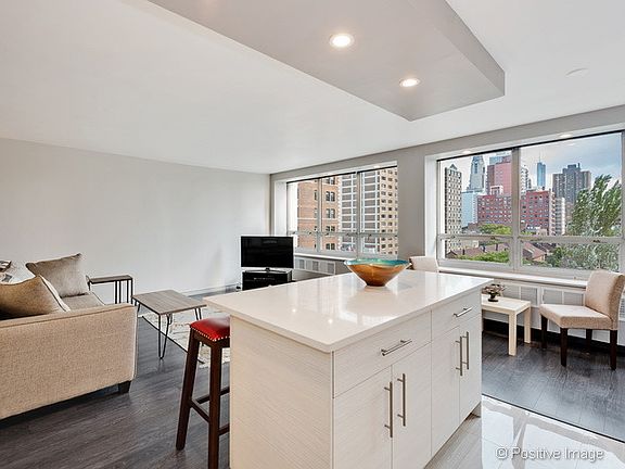2nd image of 88 W Schiller St APT 706