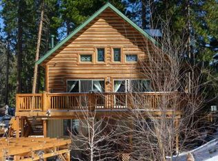 31920 Brookings Dr, Running Springs, CA 92382