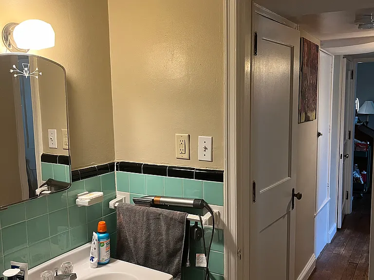 501 Butter Ln #8 — Photo 9