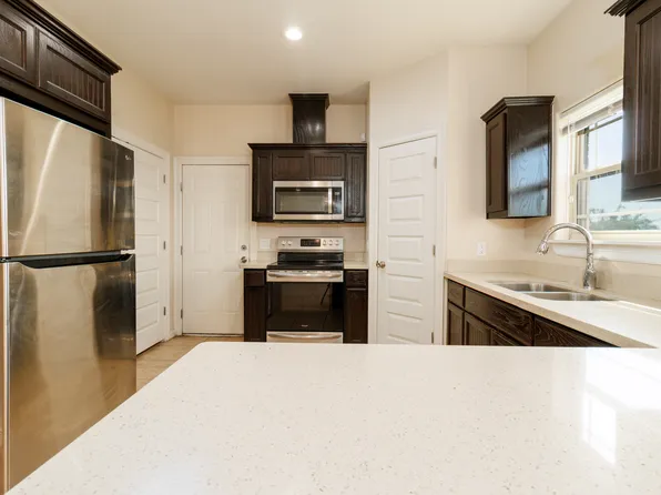 2710 E Garfield Ave APT 2, Mission, TX 78573