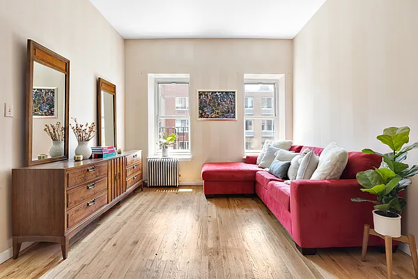 Sold by Compass | media 1