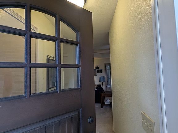 4th image of 671 N Russell Avenue