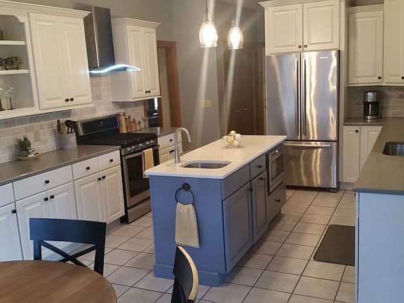 4th image of 32860 Cayuga Heights Ln