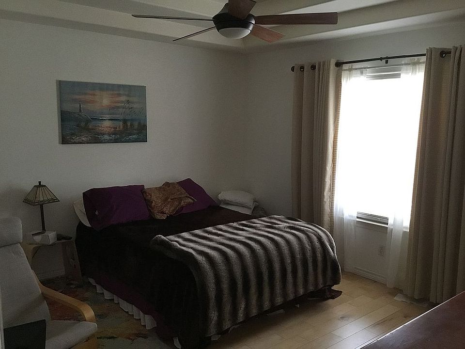 1st image of 10648 Royal York Dr