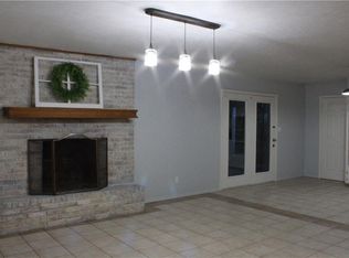 144 Nottingham Cir, Bridgeport, TX 76426