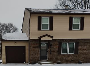 5912 Lansdown Blvd, South Bend, IN 46614