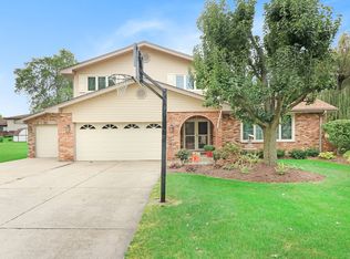 12027 Victoria Ct, Homer Glen, IL 60491