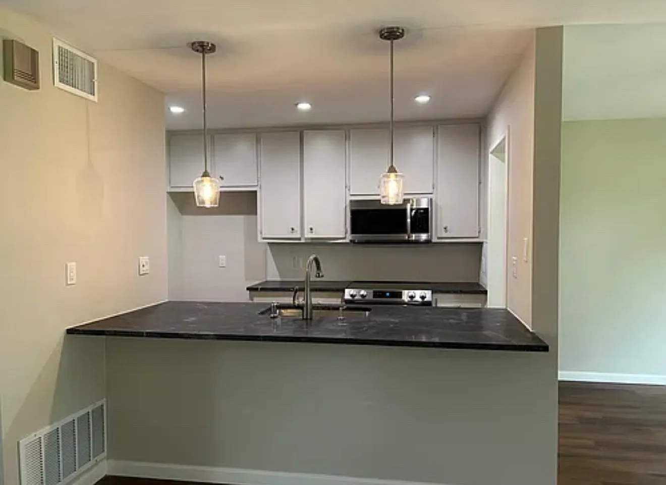 224 Lido St — Photo 1