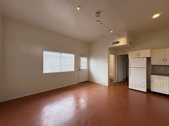 3rd image of 140 E 33rd St #2
