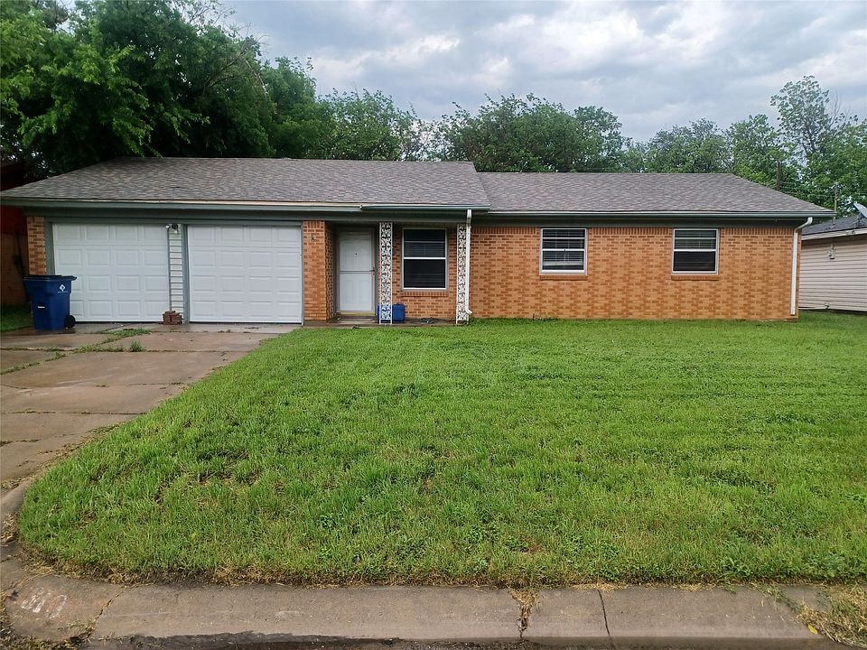 1st image of 310 NW Jill Ann Dr