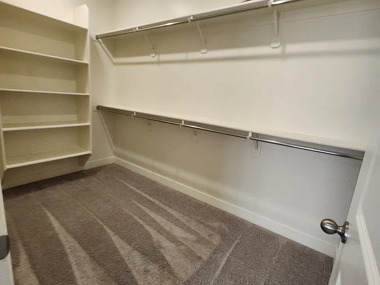 18380 W Sandlewood Dr — Photo 11