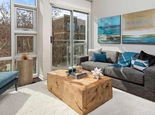 1201 W Madison St #415, Chicago, IL 60607