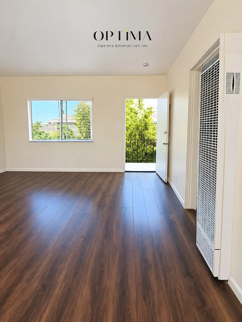 1575 Chestnut Ave (Howard K) — Photo 3
