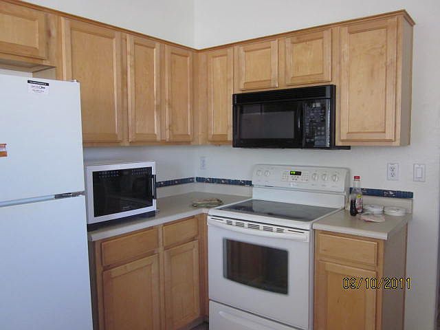 2nd image of 3335 W Morrow Dr Unit 1
